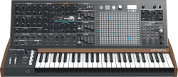 Arturia MatrixBrute
