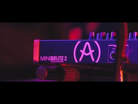 Arturia MINIBRUTE 2